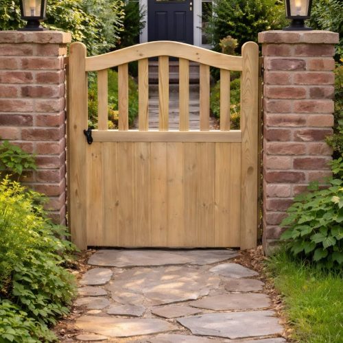 Hand made bespoke garden gate nationwide delivery